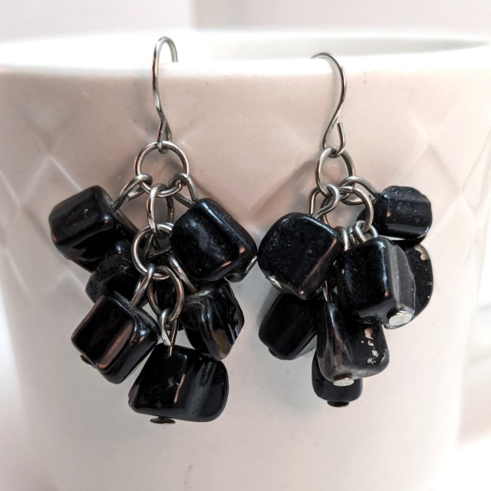 Black Abalone Shell Cluster Dangle Earrings Natural Elegant Ocean Gothic Boho